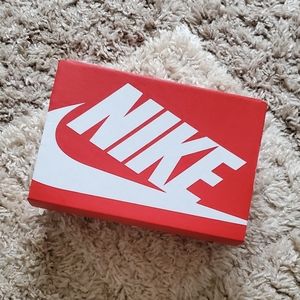 Nike shoe box